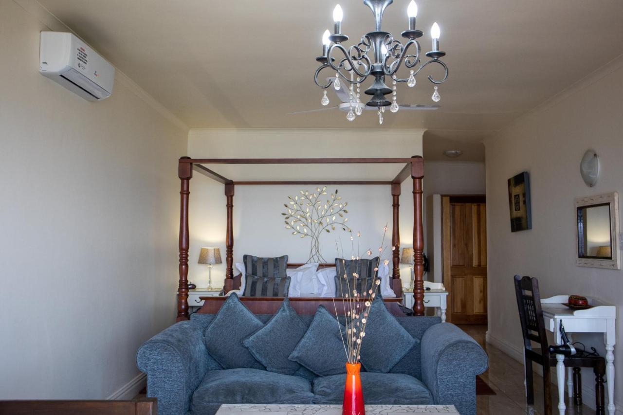 305 Guest House Amanzimtoti Buitenkant foto