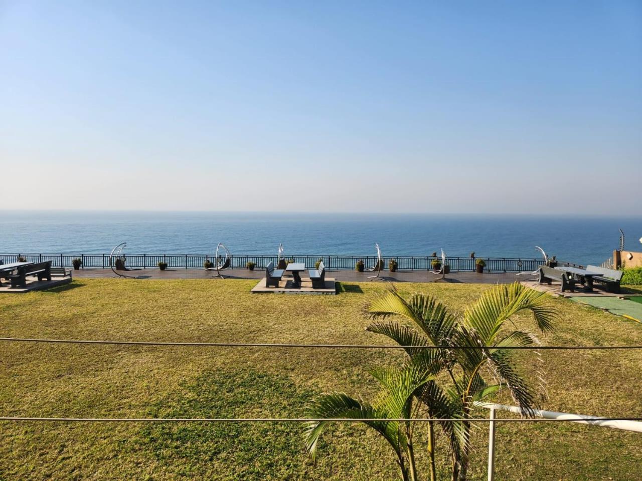 305 Guest House Amanzimtoti Buitenkant foto