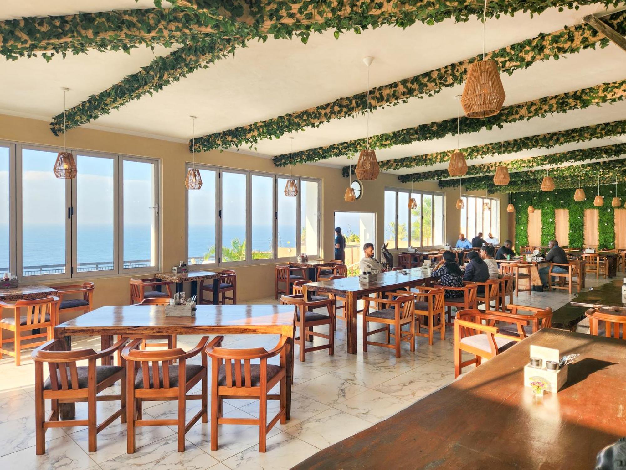 305 Guest House Amanzimtoti Buitenkant foto