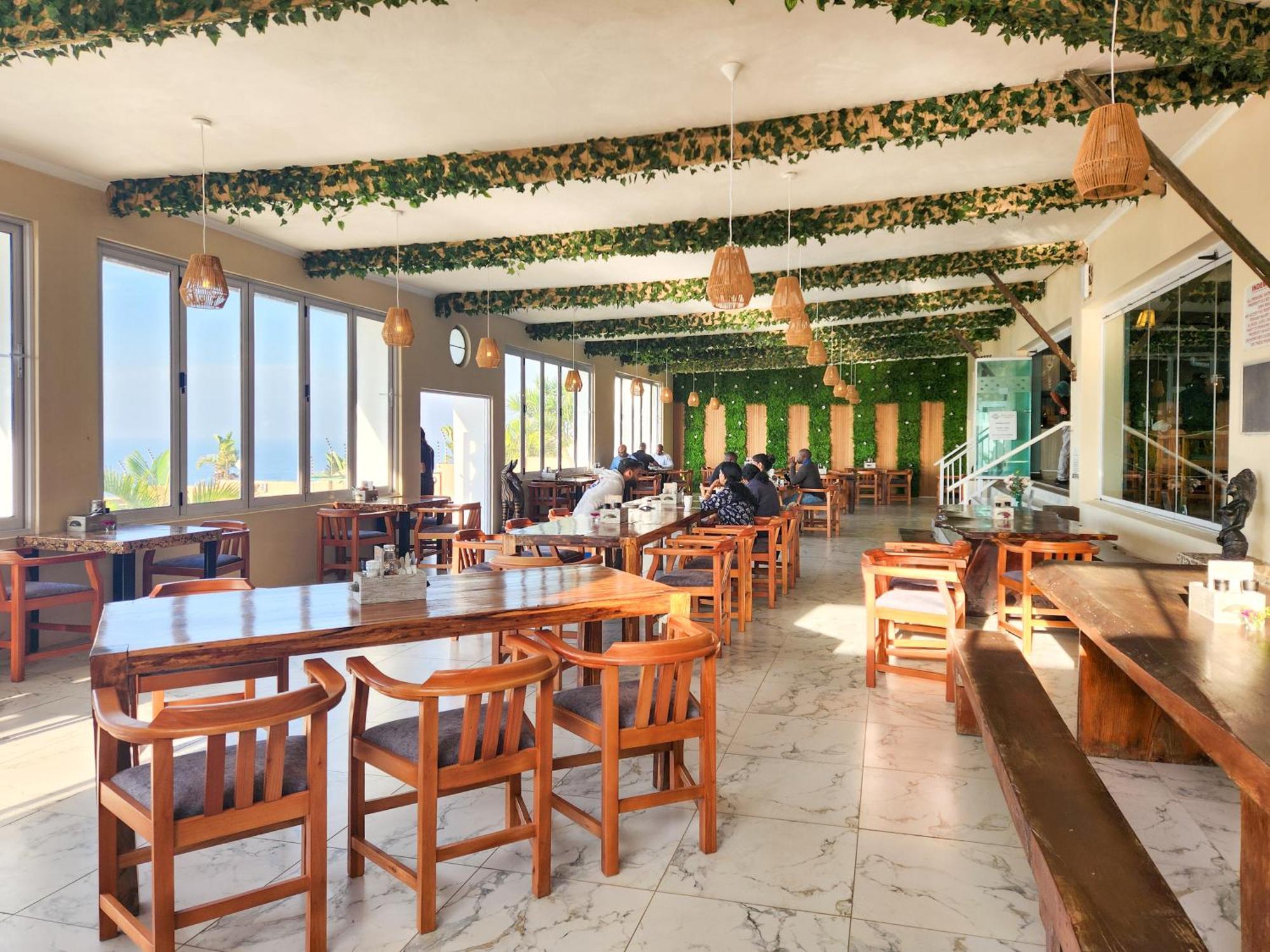 305 Guest House Amanzimtoti Buitenkant foto