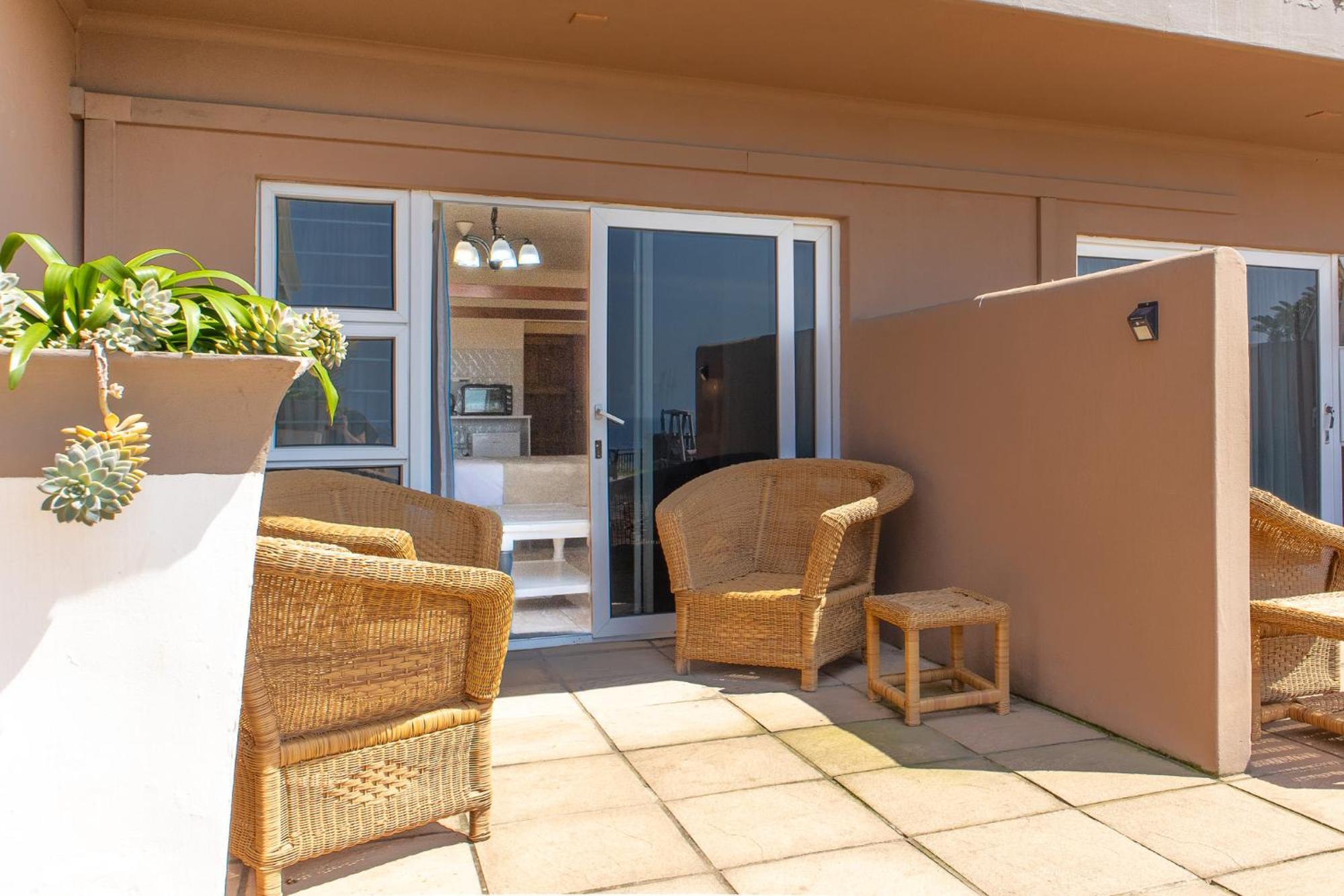 305 Guest House Amanzimtoti Buitenkant foto